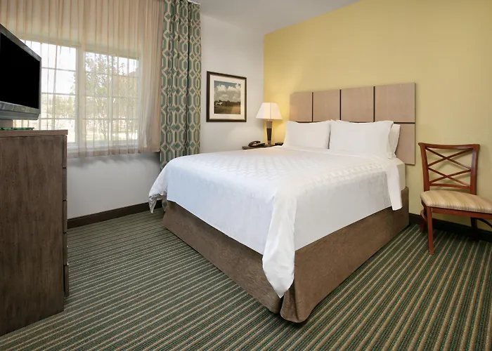 Candlewood Dallas Worth South By Ihg 2*